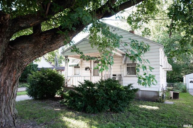 2004 KETTELLE Street, Peoria, IL 61605