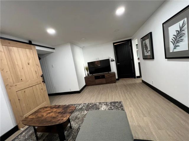 1960 Willow Drive, Running Springs, CA 92382