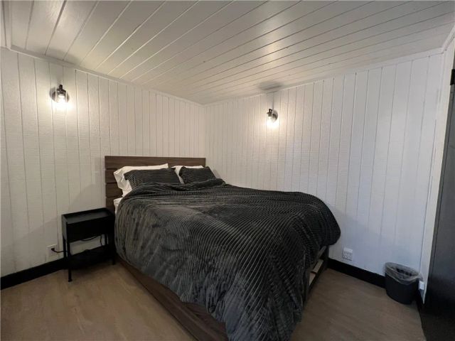 1960 Willow Drive, Running Springs, CA 92382