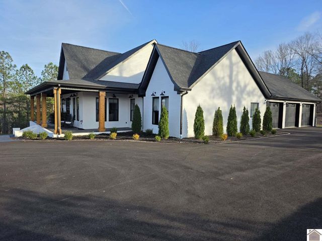 76 Muirfield Way, Benton, KY 42025