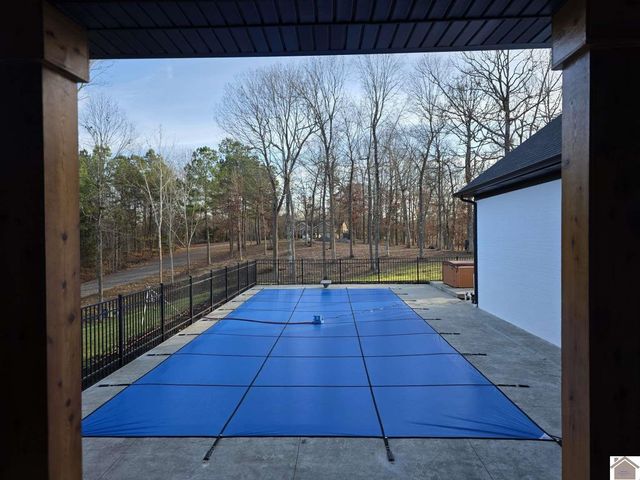 76 Muirfield Way, Benton, KY 42025