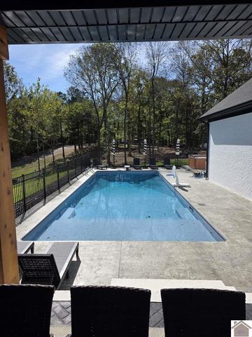 76 Muirfield Way, Benton, KY 42025