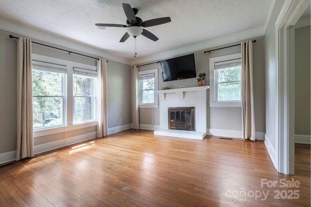 404 Laurel Street NE, Valdese, NC 28690