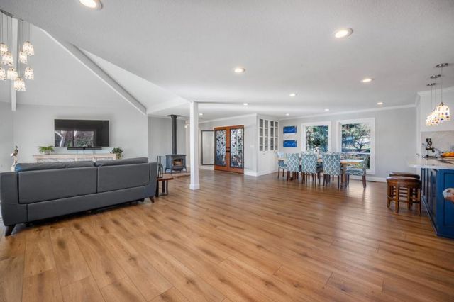 12170 Calle Uvas, Gilroy, CA 95020