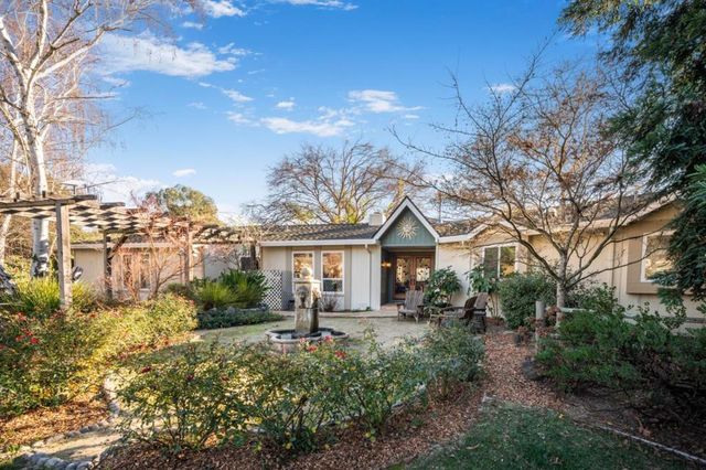 12170 Calle Uvas, Gilroy, CA 95020