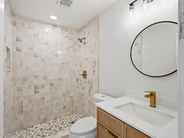 1725 R Avenue, Plano, TX 75074