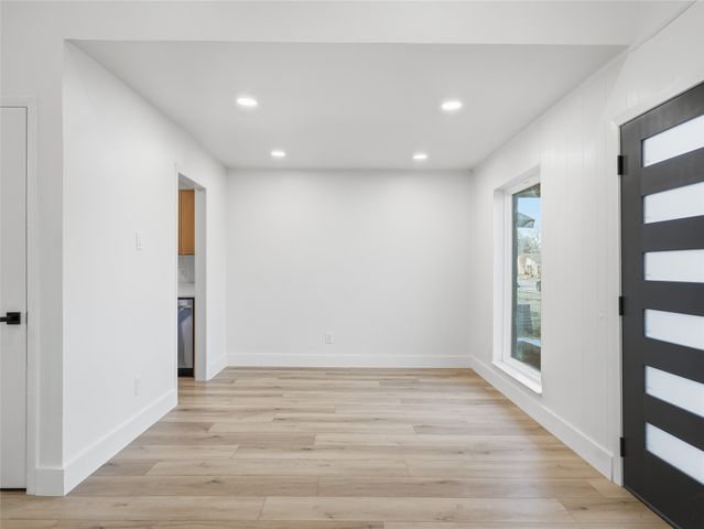 1725 R Avenue, Plano, TX 75074