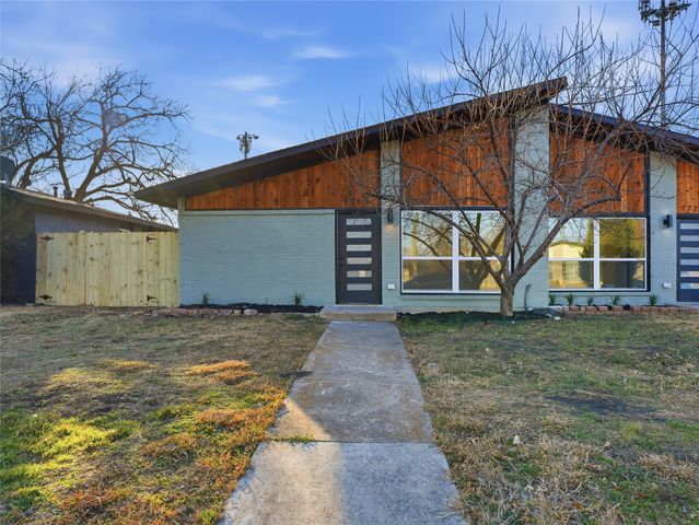 1725 R Avenue, Plano, TX 75074