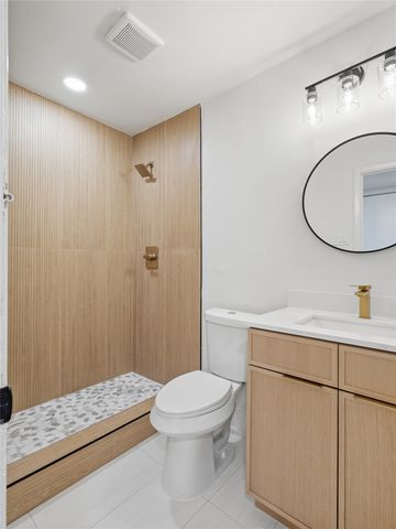 1725 R Avenue, Plano, TX 75074