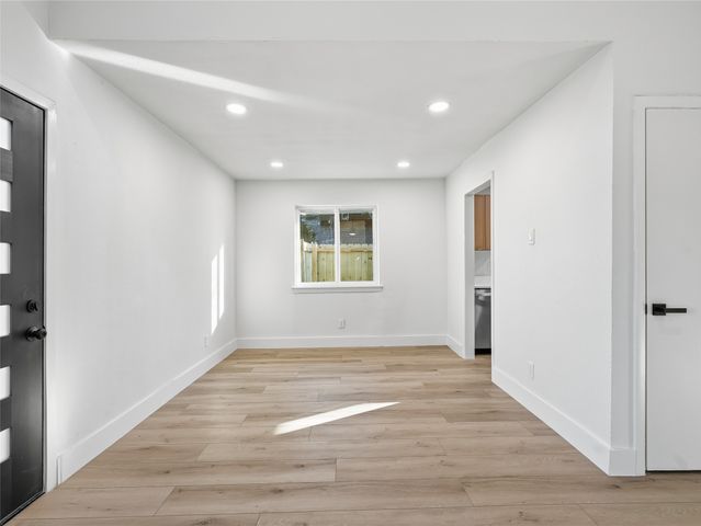 1725 R Avenue, Plano, TX 75074