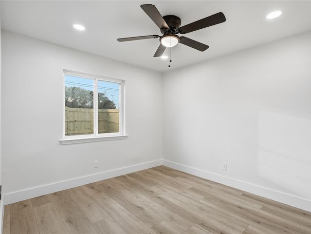 1725 R Avenue, Plano, TX 75074