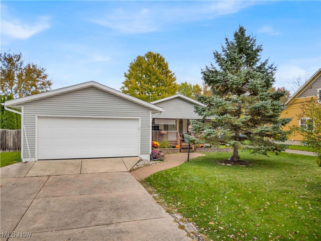 7387 Gilbert Street, Chippewa Lake, OH 44215