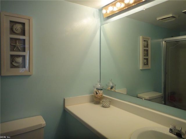3558 Shore Dr Apt 305, Virginia Beach, VA 23455
