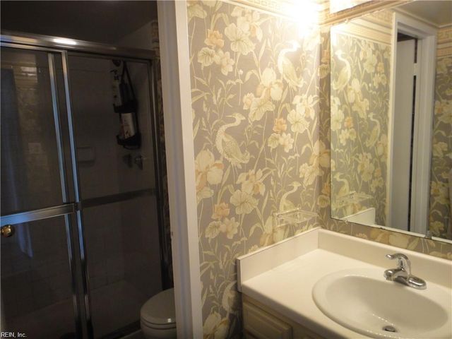 3558 Shore Dr Apt 305, Virginia Beach, VA 23455