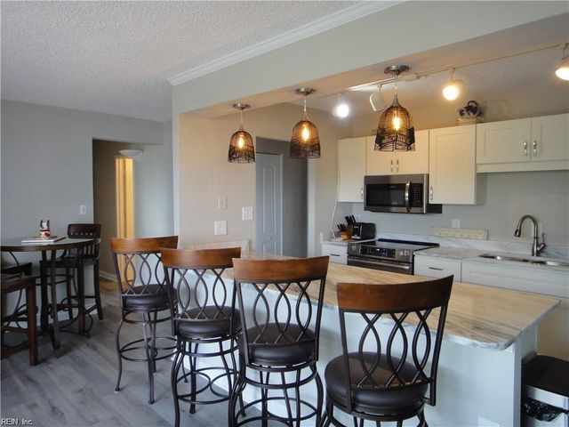 3558 Shore Dr Apt 305, Virginia Beach, VA 23455