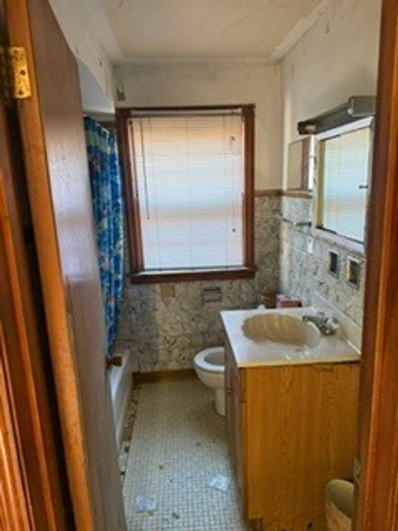 8049 S Damen Avenue, Chicago, IL 60620 — photo 3