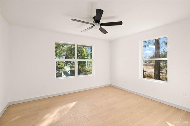 2821 E Wisconsin Road, Edinburg, TX 78542