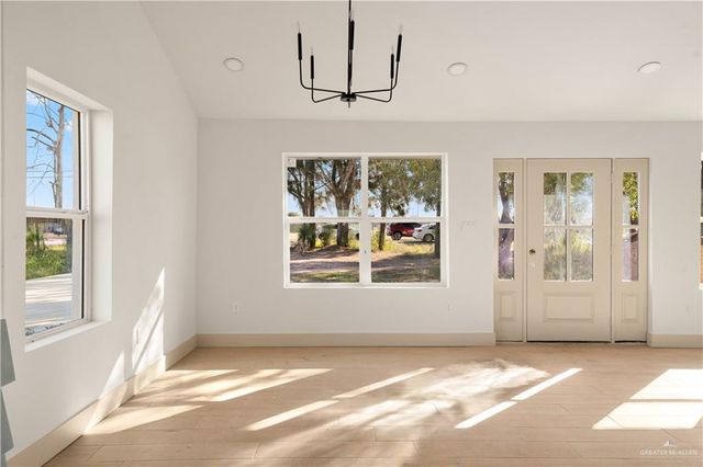 2821 E Wisconsin Road, Edinburg, TX 78542