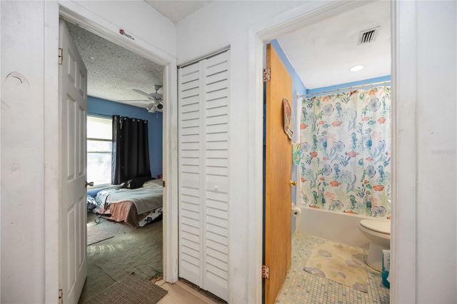 2902 42ND STREET W, Bradenton, FL 34205