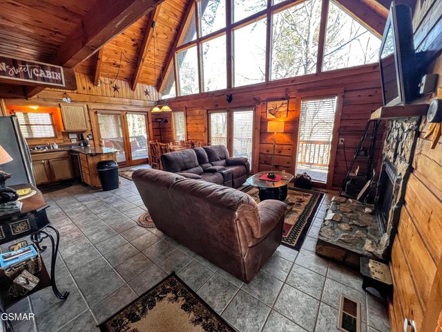 3125 Clearview Road, Sevierville, TN 37862