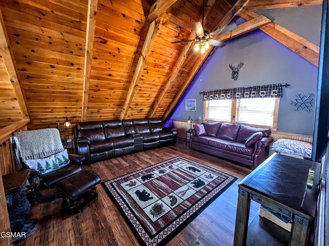 3125 Clearview Road, Sevierville, TN 37862