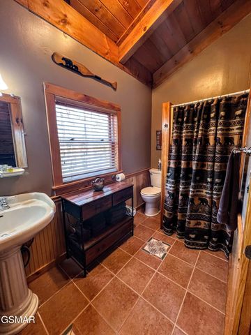 3125 Clearview Road, Sevierville, TN 37862