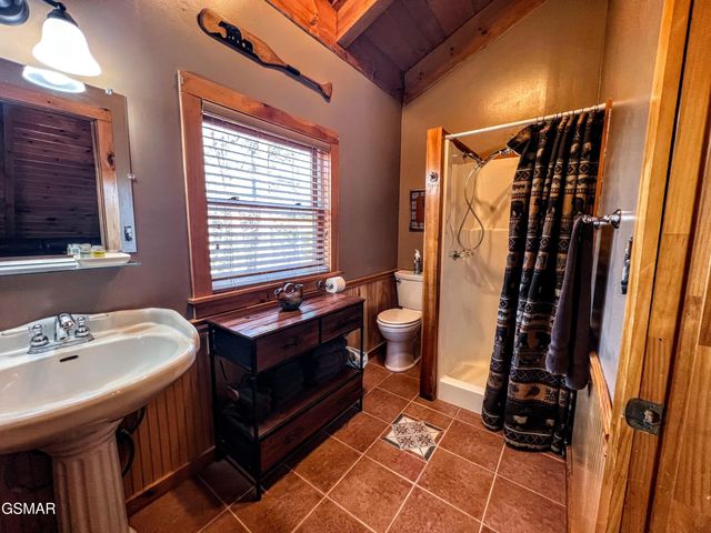 3125 Clearview Road, Sevierville, TN 37862