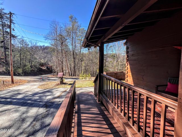 3125 Clearview Road, Sevierville, TN 37862