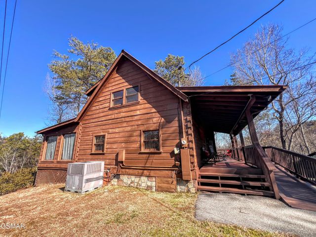 3125 Clearview Road, Sevierville, TN 37862