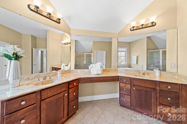 6009 Autumn Blossom Lane, Waxhaw, NC 28173