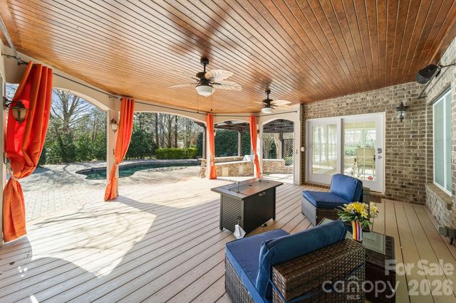 6009 Autumn Blossom Lane, Waxhaw, NC 28173