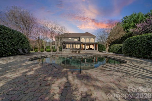 6009 Autumn Blossom Lane, Waxhaw, NC 28173