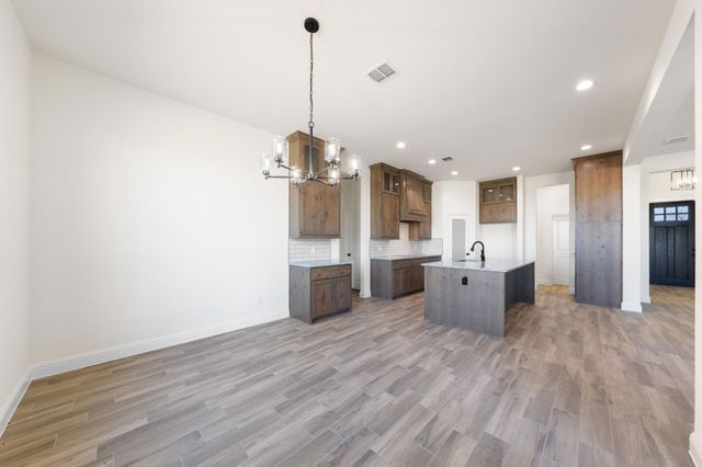 440 Paradise Ridge Drive, Waxahachie, TX 75167