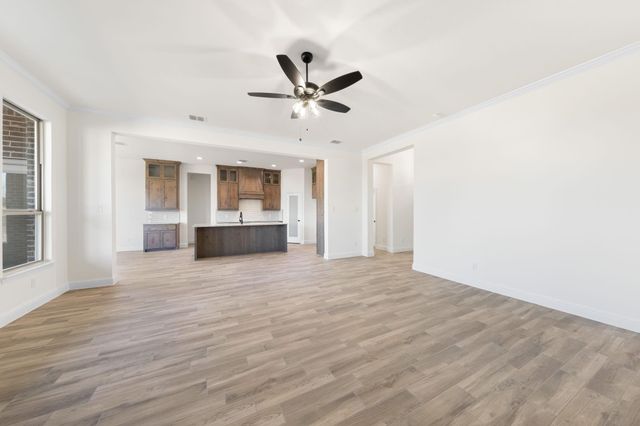 440 Paradise Ridge Drive, Waxahachie, TX 75167