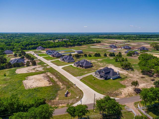 440 Paradise Ridge Drive, Waxahachie, TX 75167