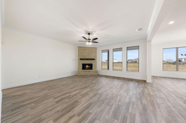 440 Paradise Ridge Drive, Waxahachie, TX 75167