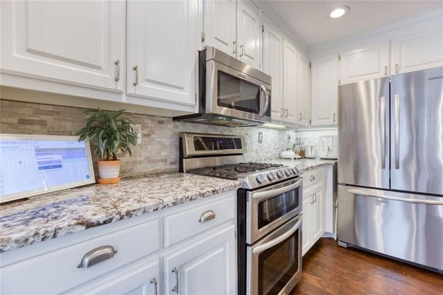 3092 Parks Run, Loganville, GA 30052