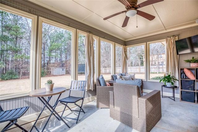 3092 Parks Run, Loganville, GA 30052