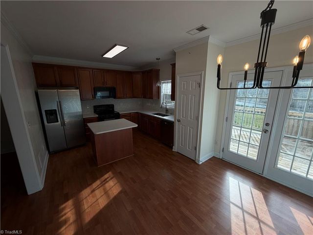 4431 Baylor Street, Greensboro, NC 27455