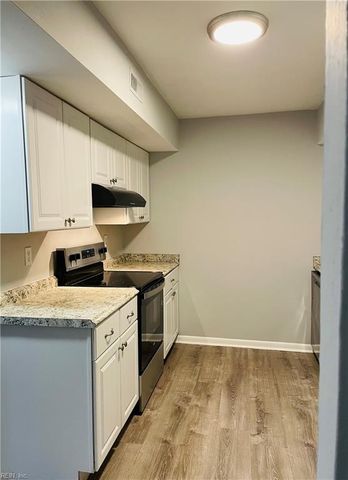 5611 Banbury CT, Virginia Beach, VA 23462