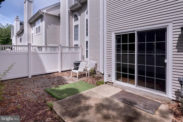 408 AMBERLEIGH DR, Pennington, NJ 08534