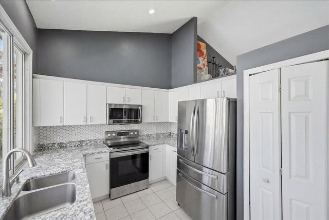 437 SW Kaabe Avenue, Port St. Lucie, FL 34953