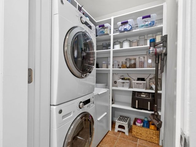 106 Sawyer Avenue 1, Boston, MA 02125