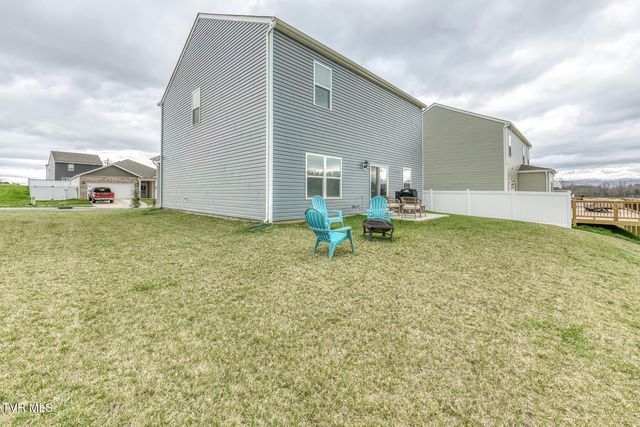 90 Thistle Drive, Bluff City, TN 37618