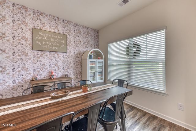 90 Thistle Drive, Bluff City, TN 37618