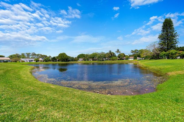 6303 Silver Moon Lane, Greenacres, FL 33463