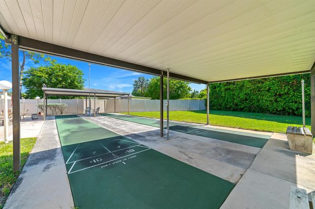 6303 Silver Moon Lane, Greenacres, FL 33463