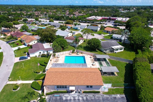 6303 Silver Moon Lane, Greenacres, FL 33463