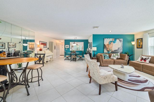6303 Silver Moon Lane, Greenacres, FL 33463
