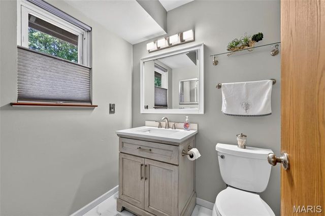 120 Oak Valley Drive, St Peters, MO 63376